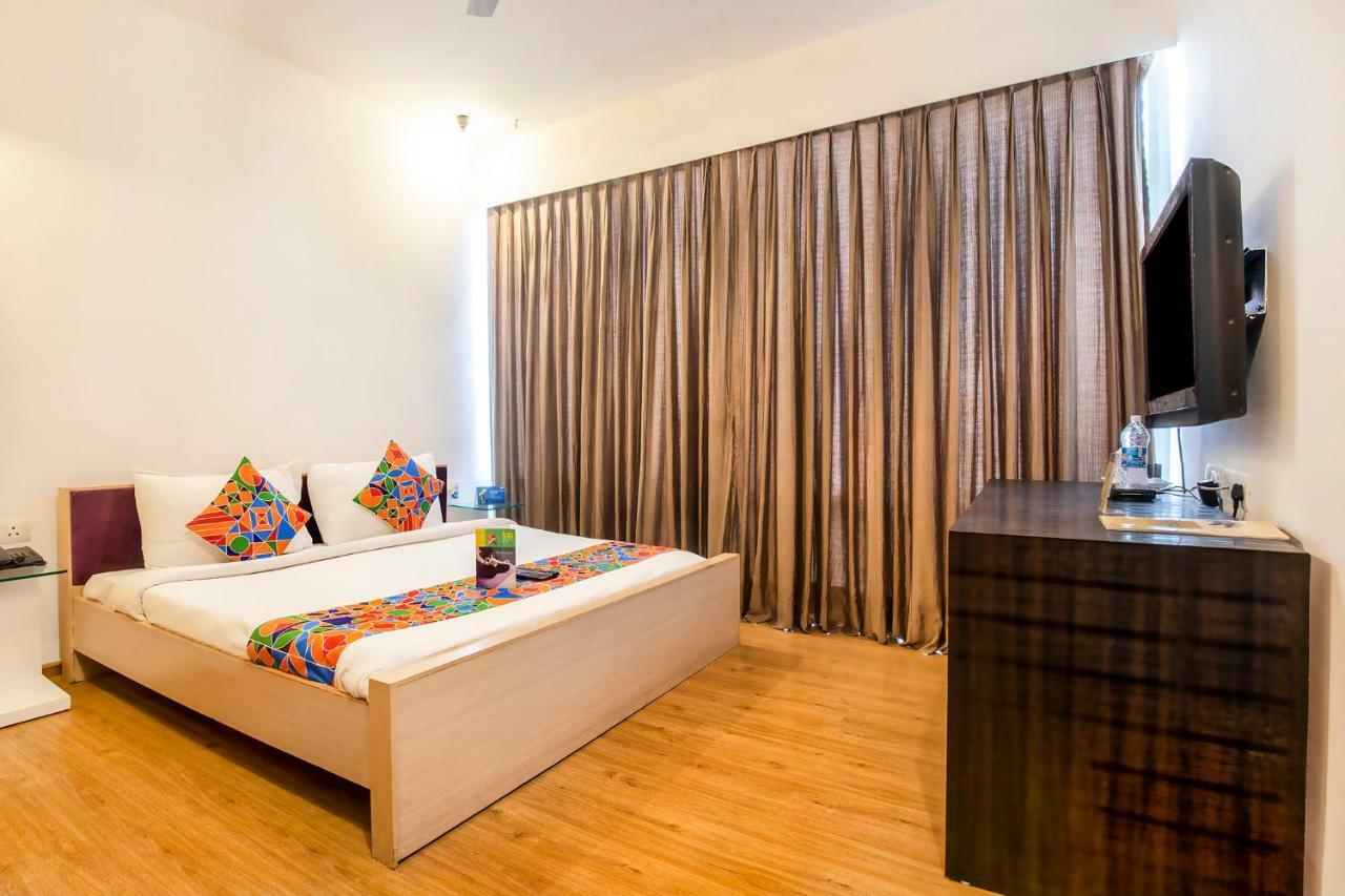 גורגאון Fabhotel Raj Darbar מראה חיצוני תמונה